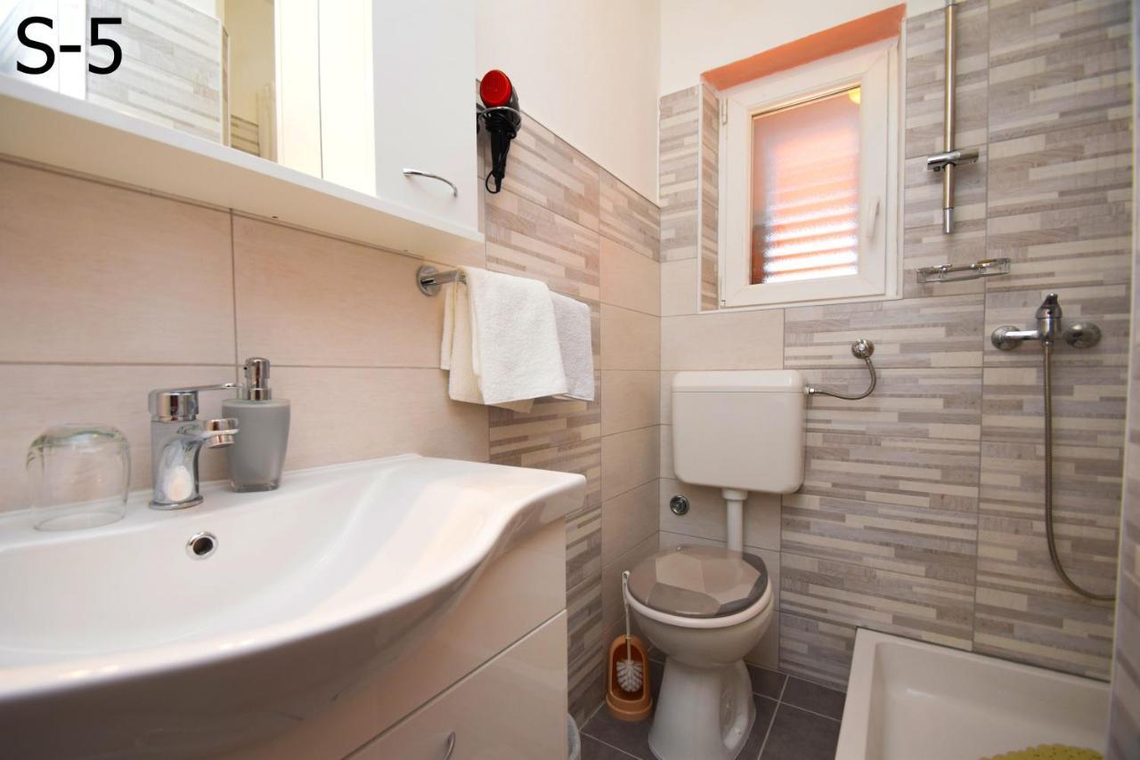 Apartments Mira ستاريغغاد باكلينتسا المظهر الخارجي الصورة