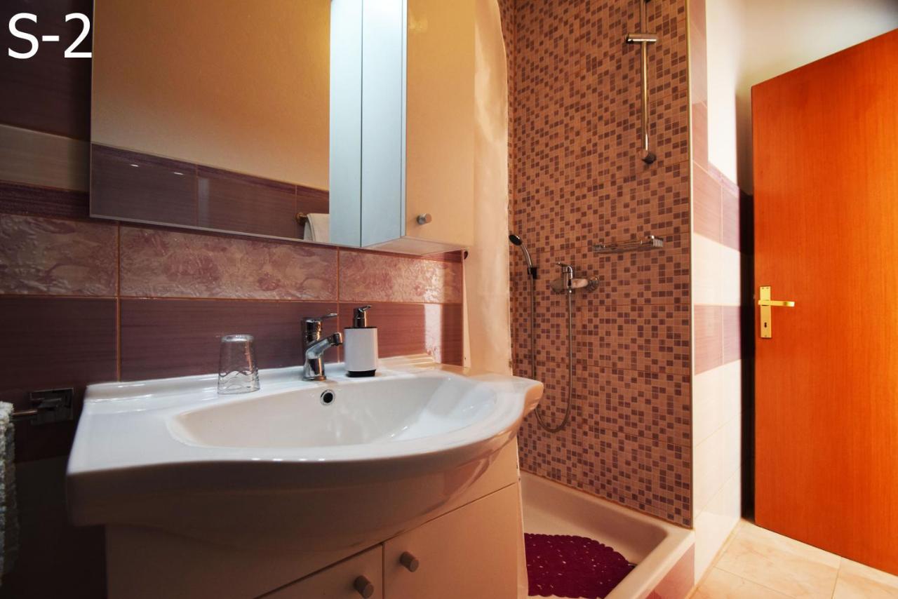 Apartments Mira ستاريغغاد باكلينتسا المظهر الخارجي الصورة